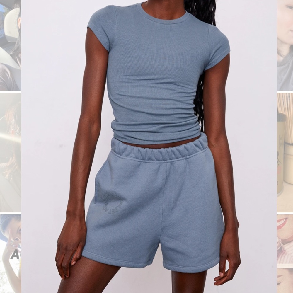 SETactive Sweatshorts & Form T in BERRY